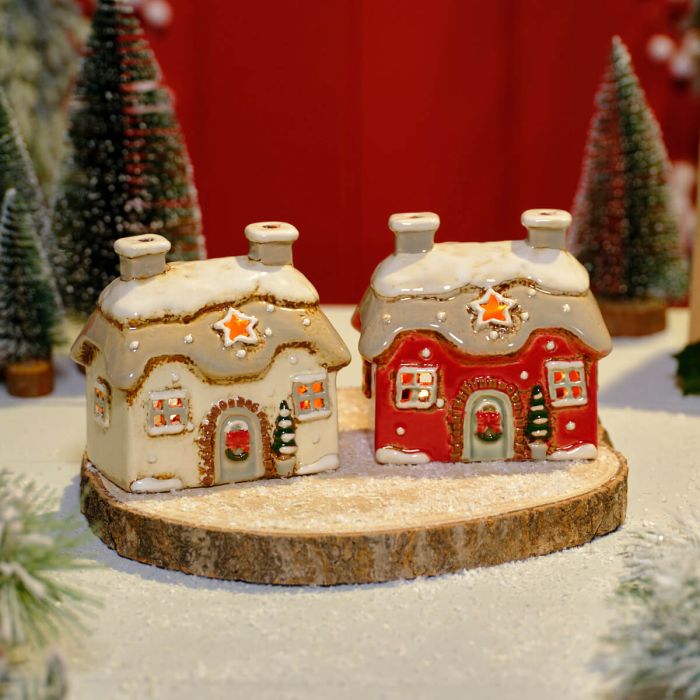 CHRISTMAS COTTAGE TEALIGHT HOLDER CREAM