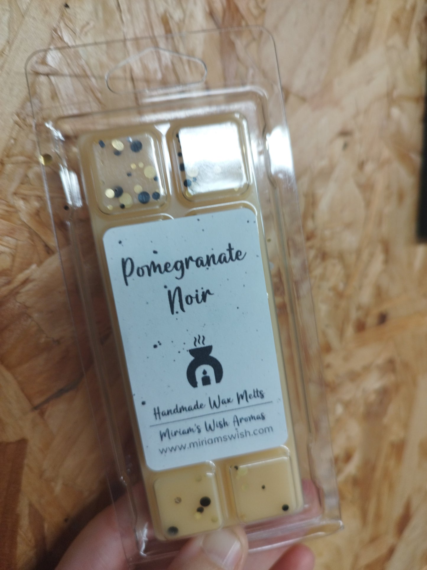 Pomegranate Noir