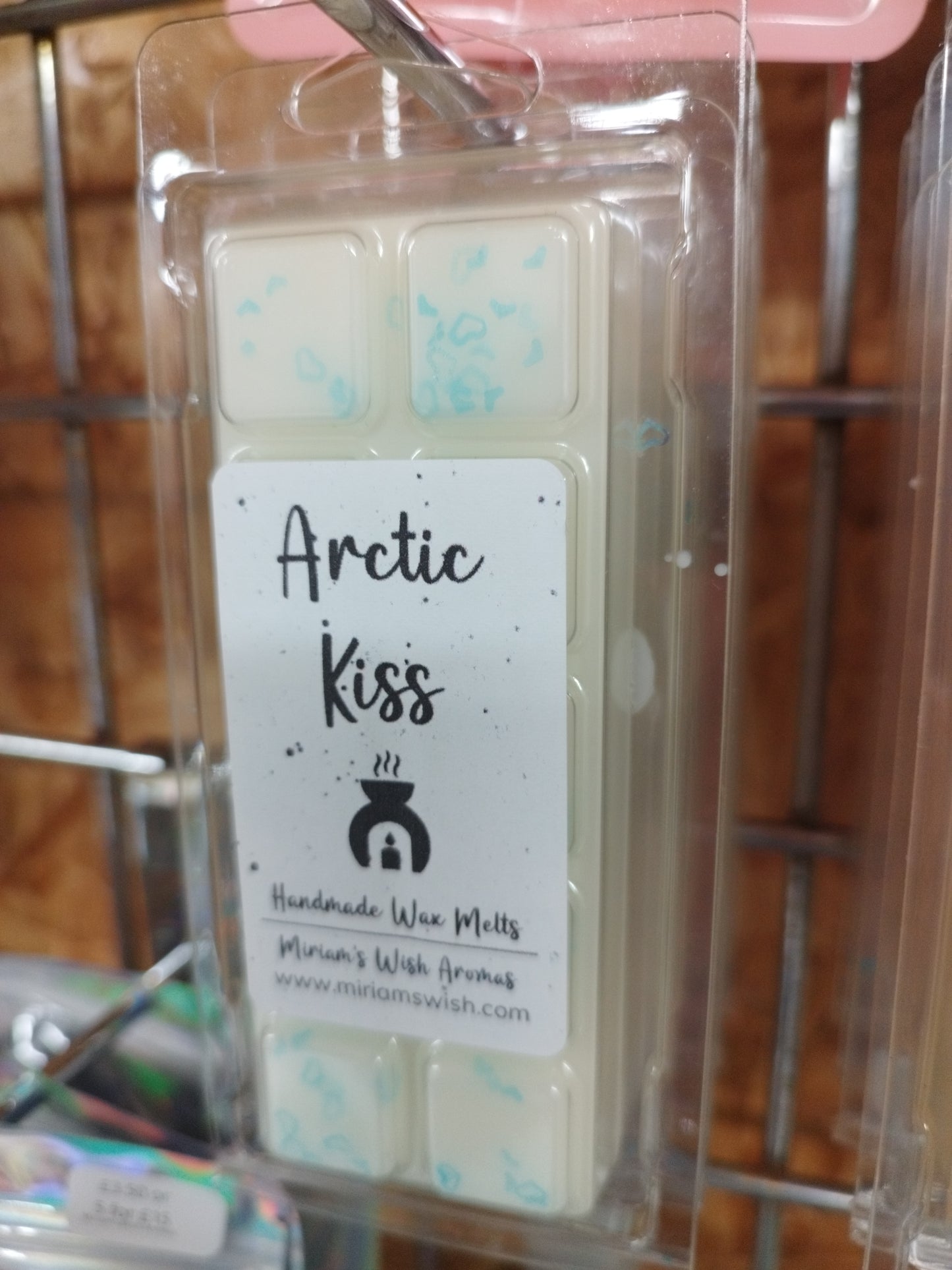 Arctic kiss