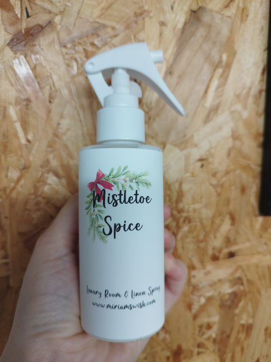 Mistletoe Spice room spray
