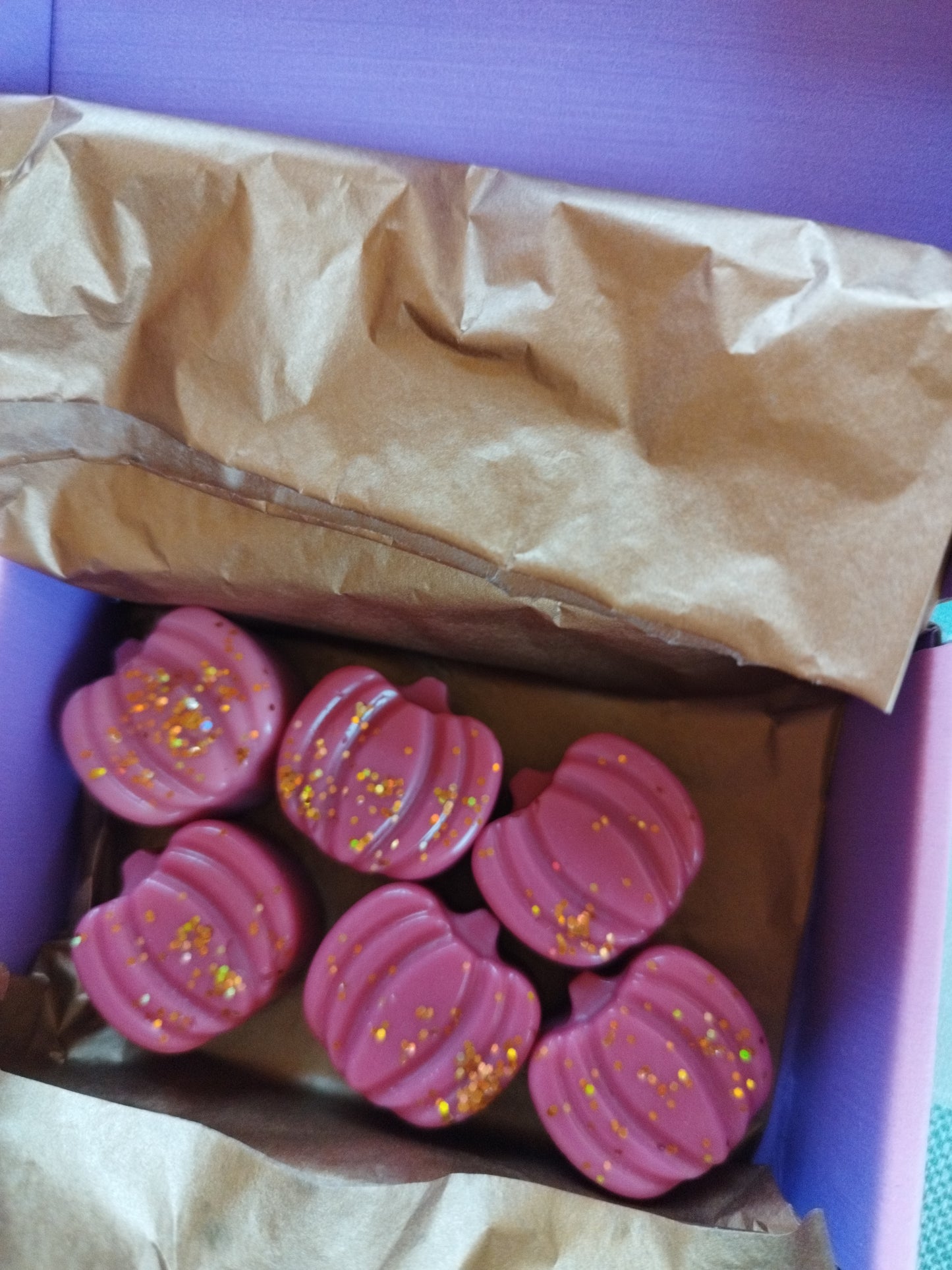 Cranberry Pumpskin Spice shapes wax melts
